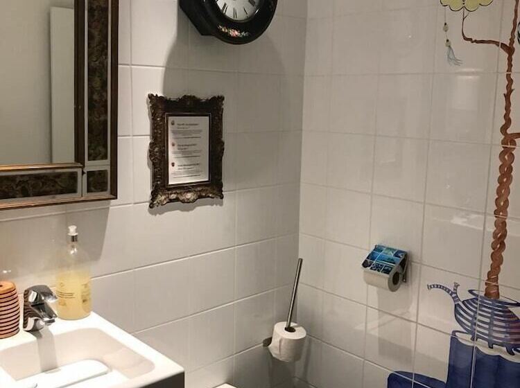 Отель Le Pavillon