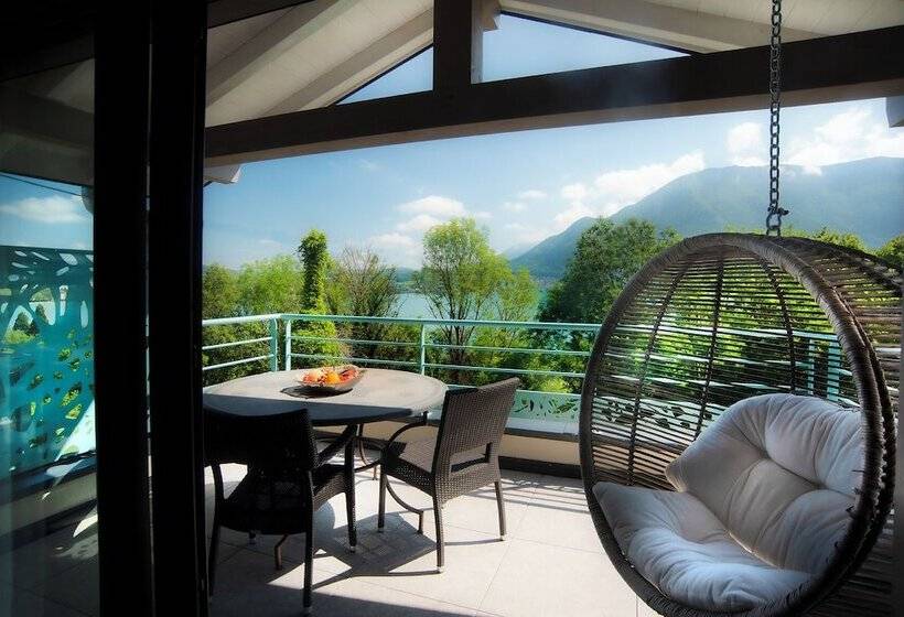 בית מלון כפרי Les Tresoms Lake And Spa Resort