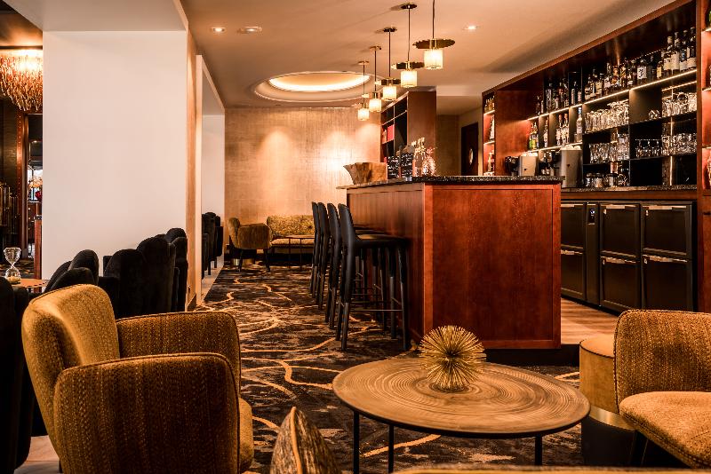 בית מלון כפרי Les Tresoms Lake And Spa Resort