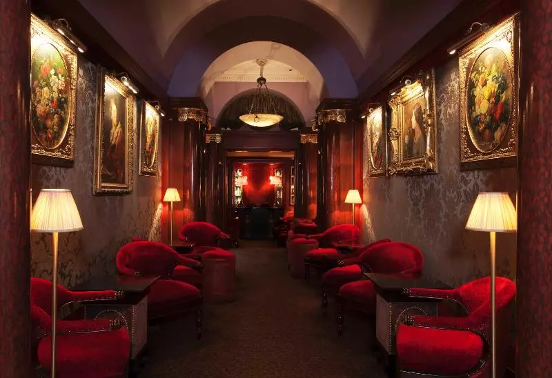 هتل Maison Athenee