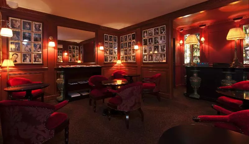 هتل Maison Athenee