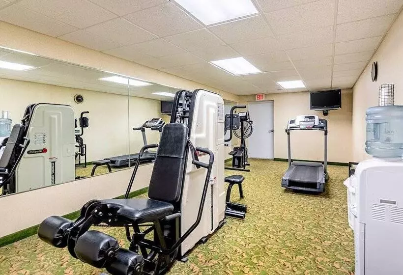 Отель Quality Inn Burkeville Hwy 360 & 460