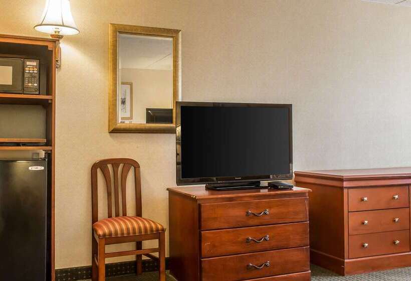 Отель Quality Inn Hackettstown Long Valley