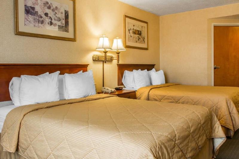 Отель Quality Inn Hackettstown Long Valley
