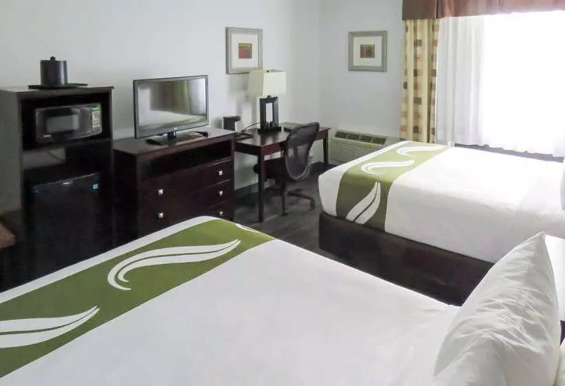 ホテル Quality Inn & Suites Everett