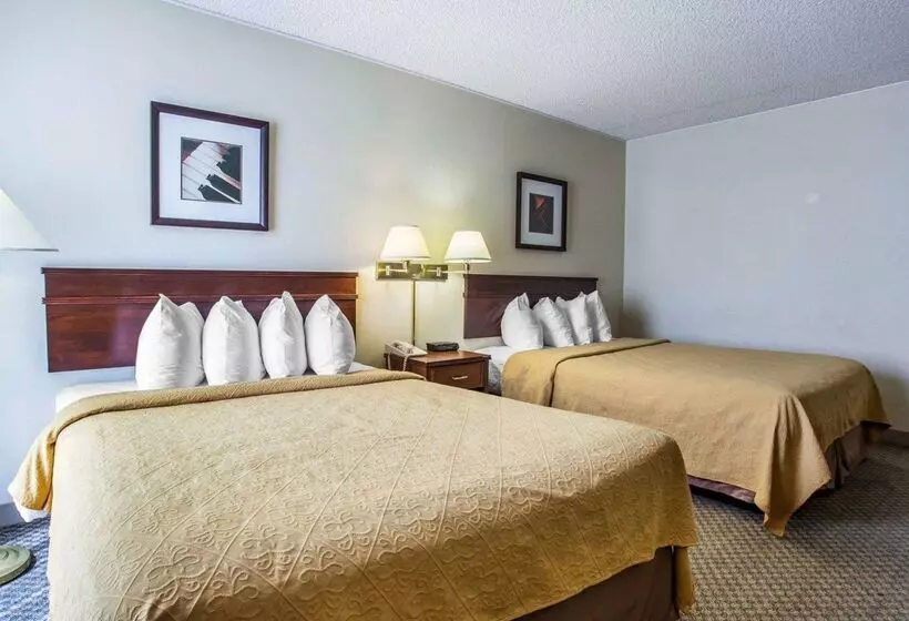 ホテル Quality Inn & Suites Everett