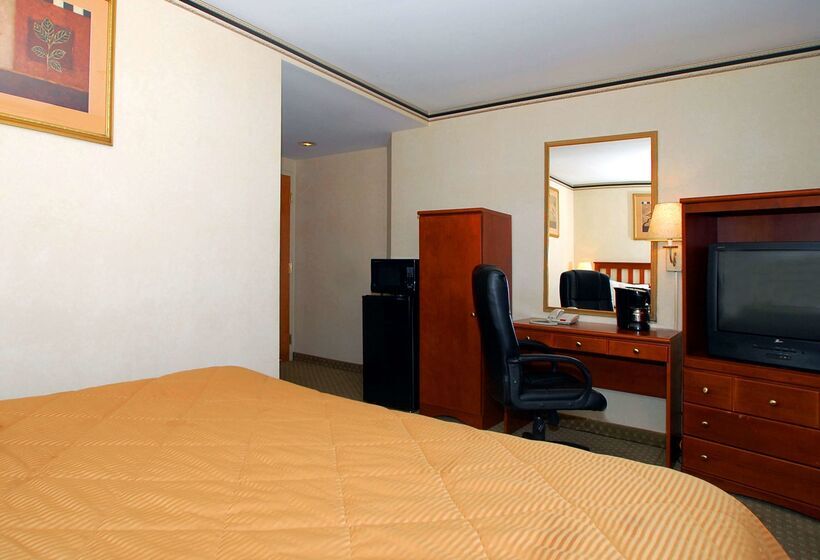 Crescent Hotel Long Island City