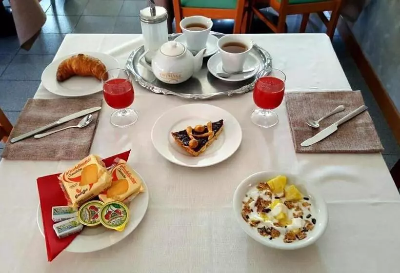 هتل Ristorante Umbria