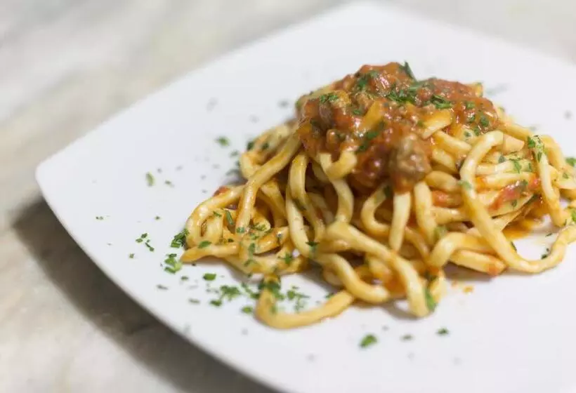 هتل Ristorante Umbria