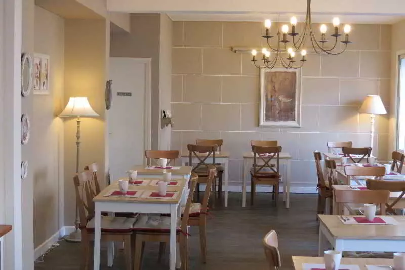 Отель Brit Hôtel Confort Cléria Lorient Centre