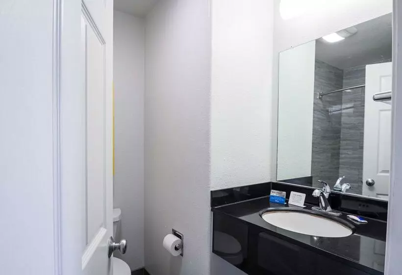 Отель Fisherman S Cove Inn