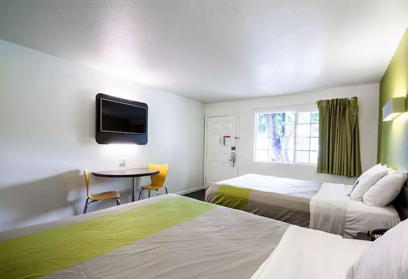 Отель Fisherman S Cove Inn