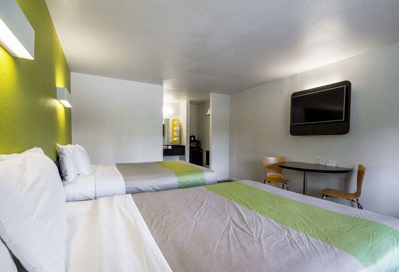 فندق Fisherman S Cove Inn