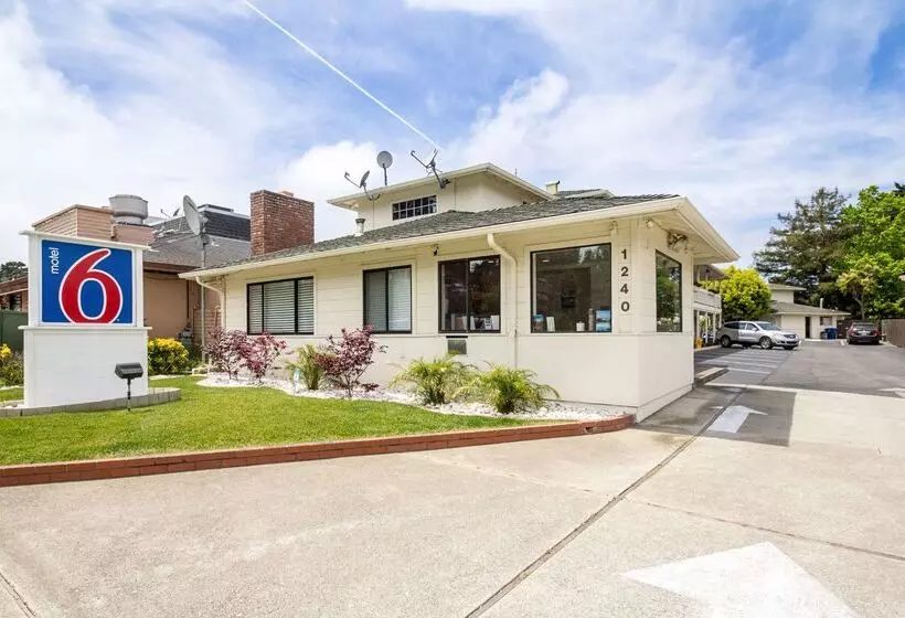 Отель Fisherman S Cove Inn