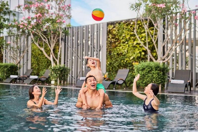 Отель Courtyard By Marriott Penang