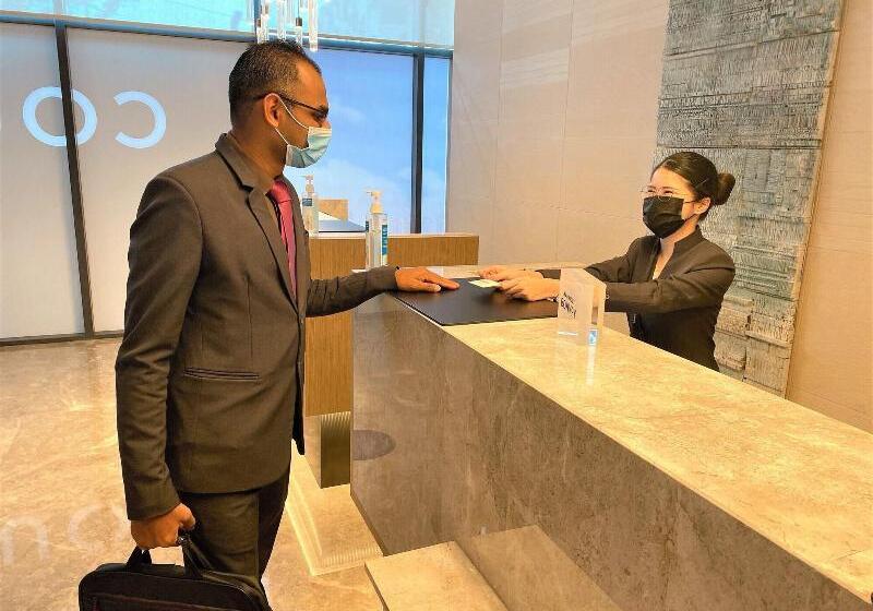 Отель Courtyard By Marriott Penang