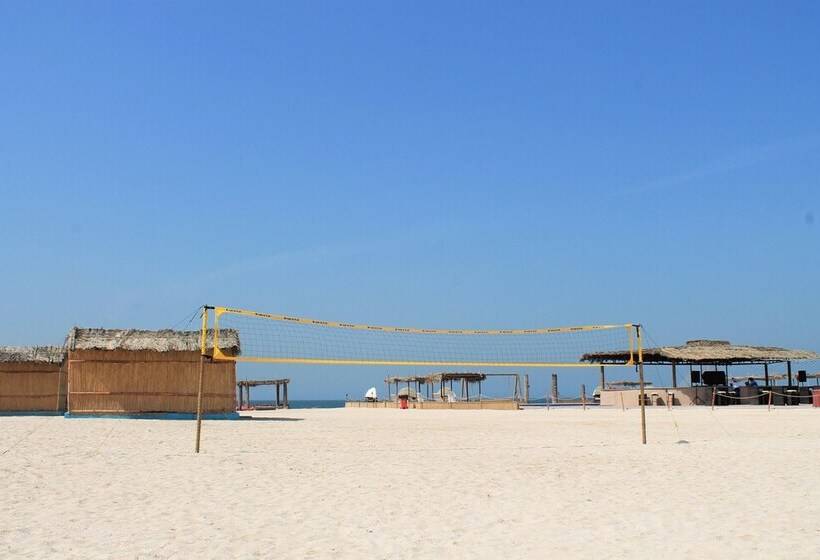 هتل Bianky Beach Camp