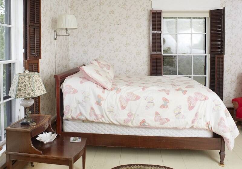 Bed and Breakfast Sewall House Yoga Retreat