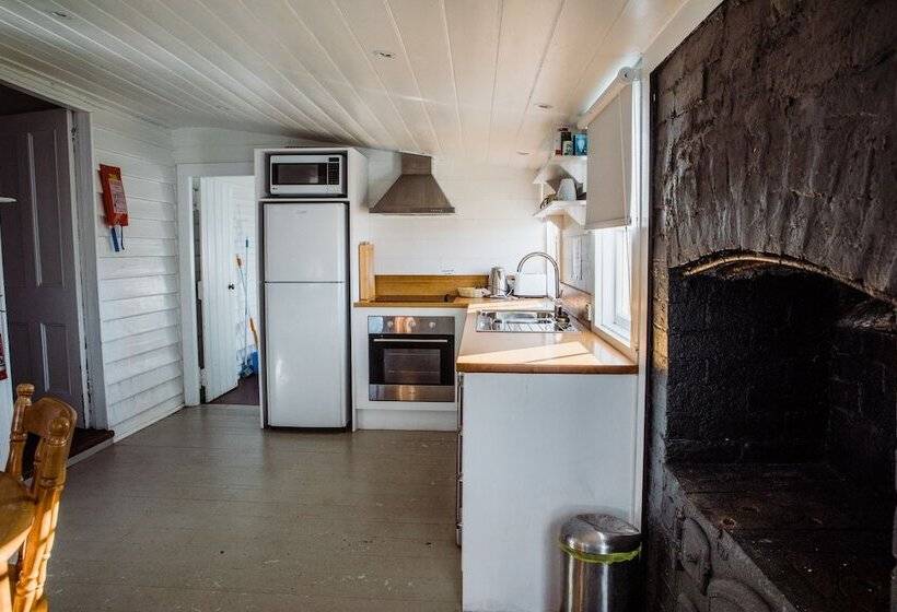 בית מלון כפרי Low Head Pilot Station