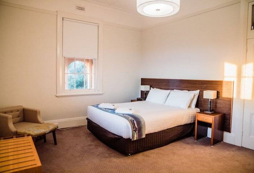 בית מלון כפרי Low Head Pilot Station