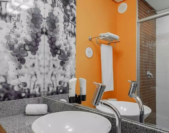 Hotelli Slim Bento Gonçalves