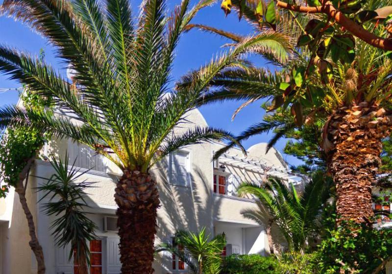 ホテル Tarelis Apartments & Studios