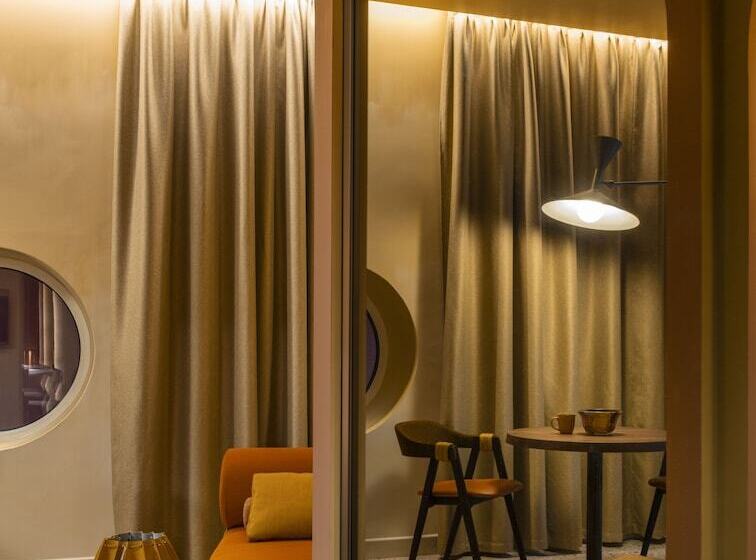 Enterprise Hotel Design & Boutique