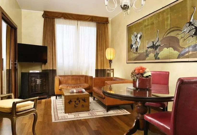 Enterprise Hotel Design & Boutique