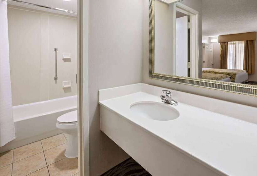 فندق Baymont By Wyndham Griffin