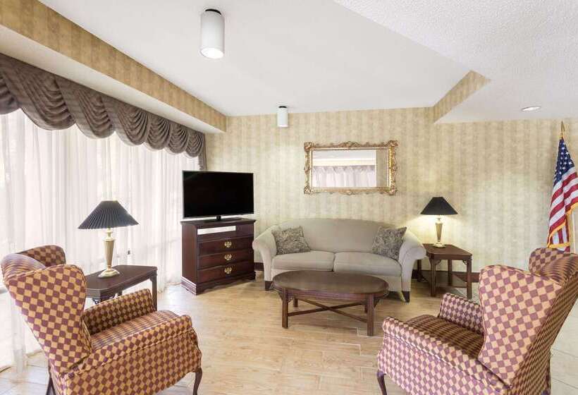 فندق Baymont By Wyndham Griffin