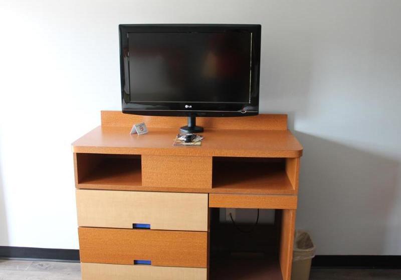 Отель Budgetel Inn & Suites