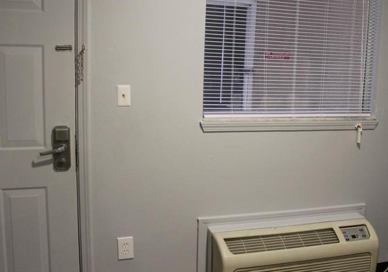 Отель Budgetel Inn & Suites