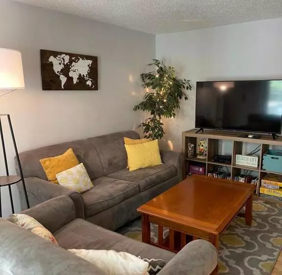 هتل Caribbean Club Resort