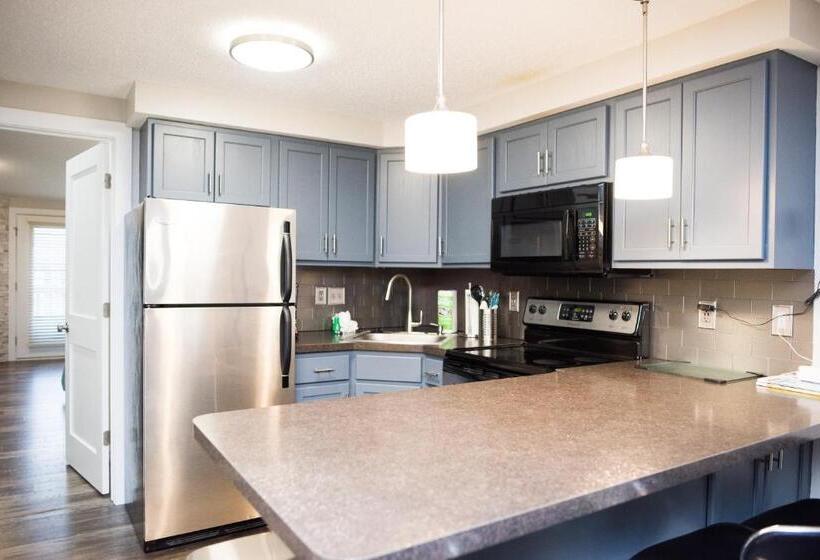 Отель Caribbean Club Resort