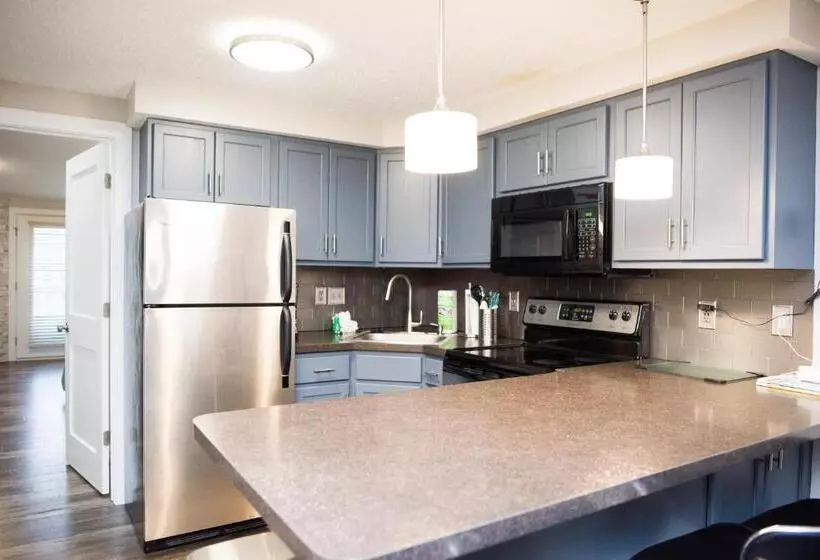 هتل Caribbean Club Resort