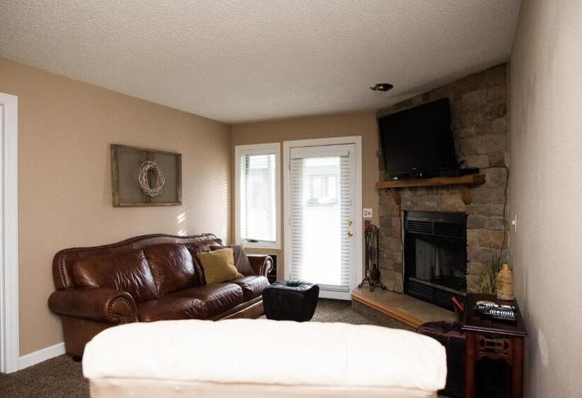 Отель Caribbean Club Resort