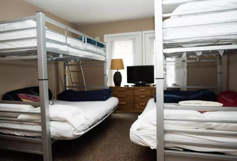 هتل Caribbean Club Resort