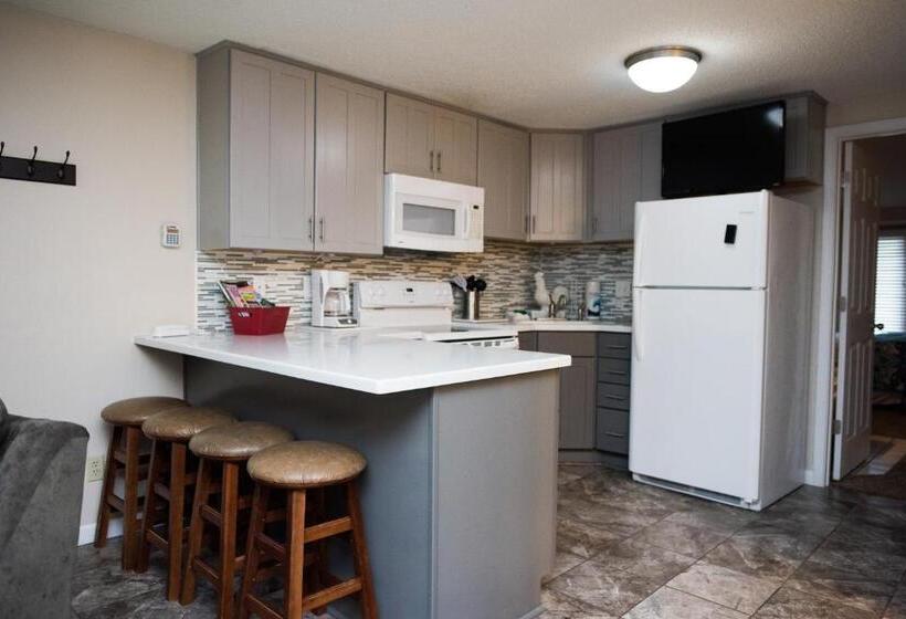 Отель Caribbean Club Resort