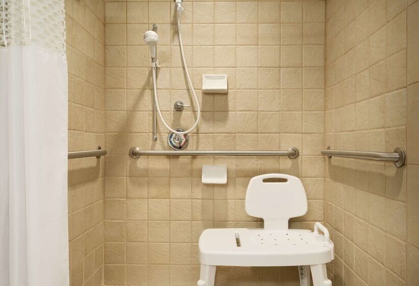 Szálloda Hampton Inn & Suites Newport/middletown