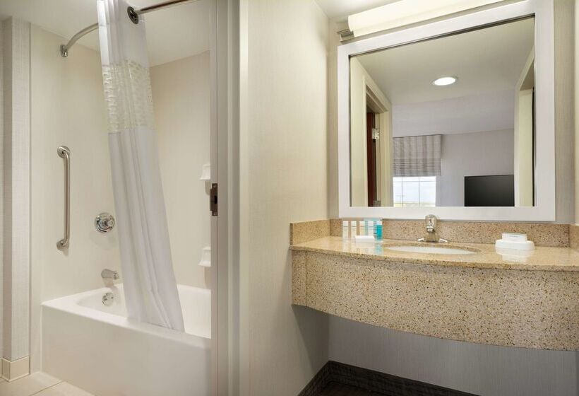 Szálloda Hampton Inn & Suites Newport/middletown