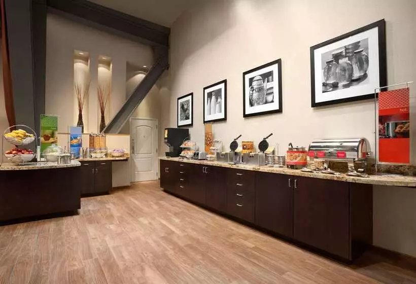 هتل Hampton Inn & Suites Ogden