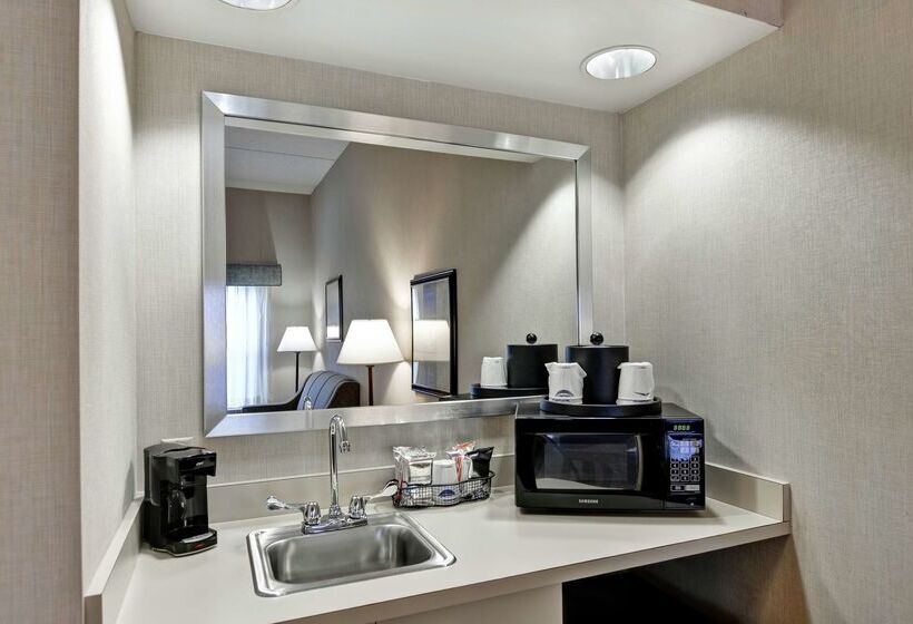 فندق Hampton Inn Bloomsburg