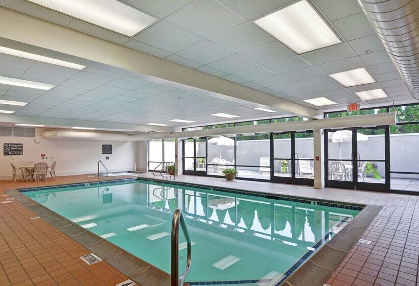 فندق Hampton Inn Bloomsburg