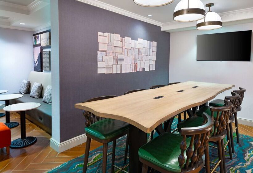 فندق Hampton Inn Buffalowilliamsville