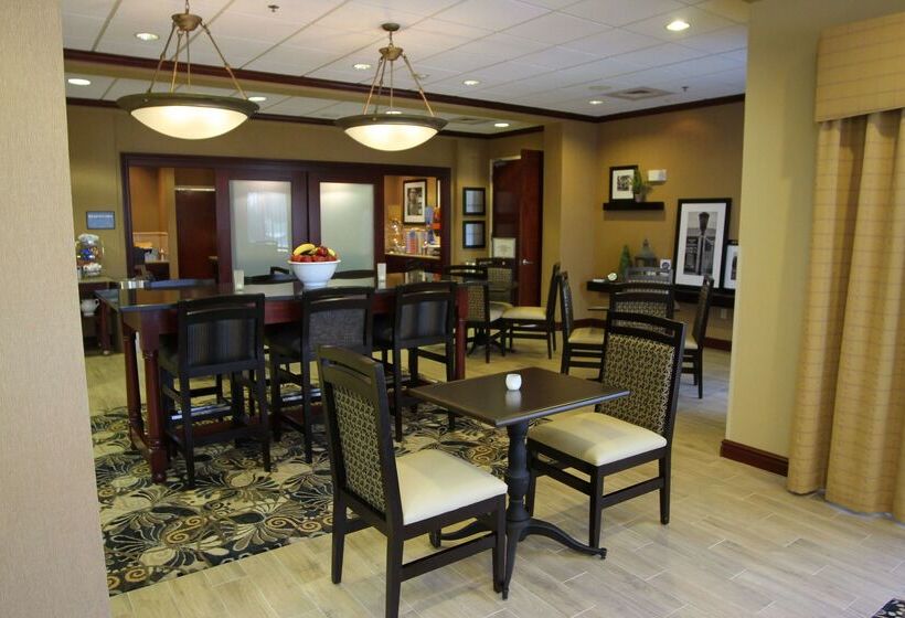 酒店 Hampton Inn Clinton