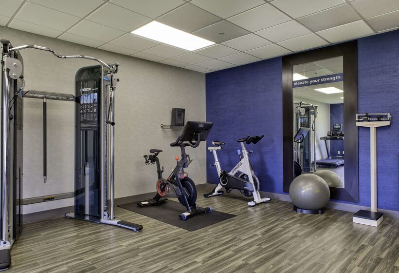 ホテル Hampton Inn Cortland