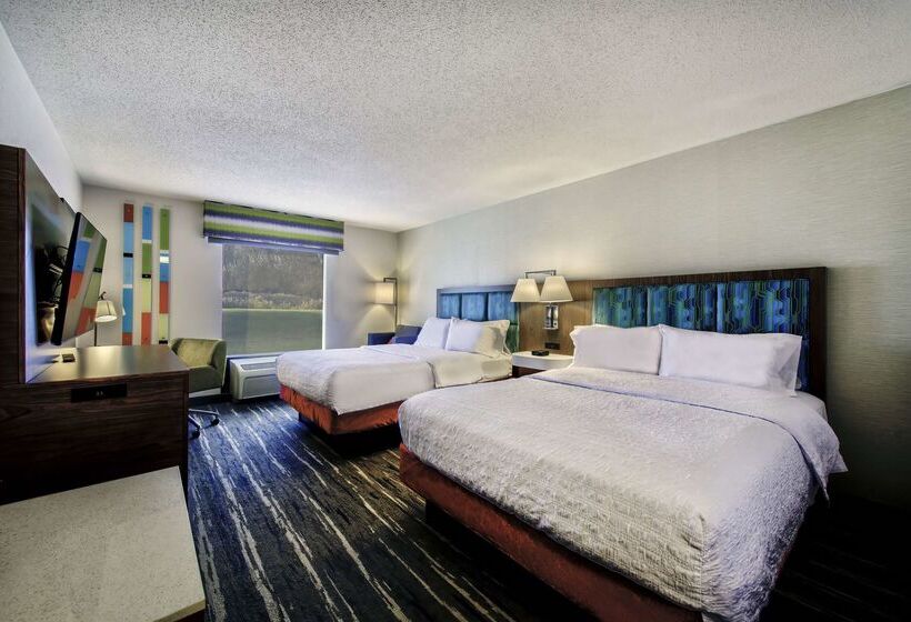 ホテル Hampton Inn Cortland