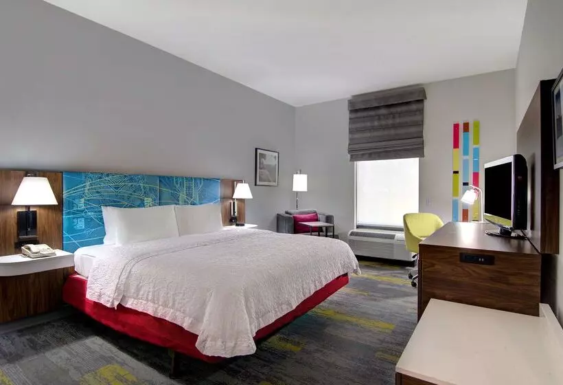 Отель Hampton Inn Fayetteville