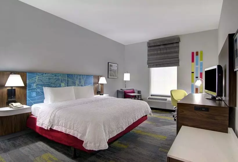 Отель Hampton Inn Fayetteville