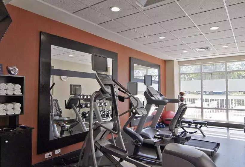 فندق Hampton Inn By Hilton Hallandale Beach Aventura